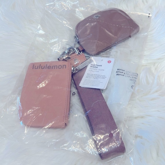 Lululemon Dual Pouch Wristlet NWT *LAST ONE!!* Pink Pastel/Twilight Rose  NWT - Picture 2 of 5